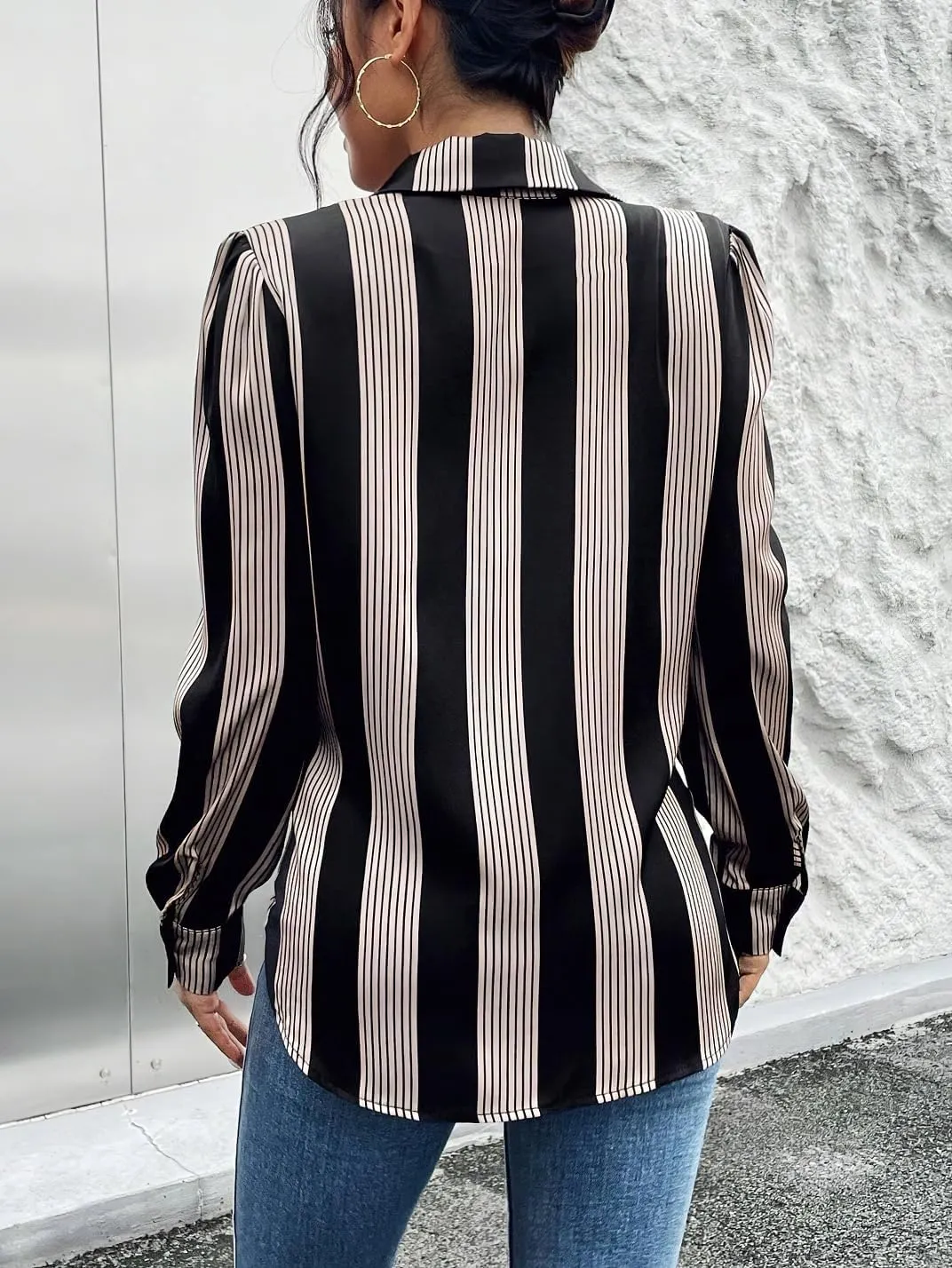chouyatou Women's Button Down Floral Stripe Shirt Long Sleeve Lapel V Neck Loose Casual Work Blouse Top