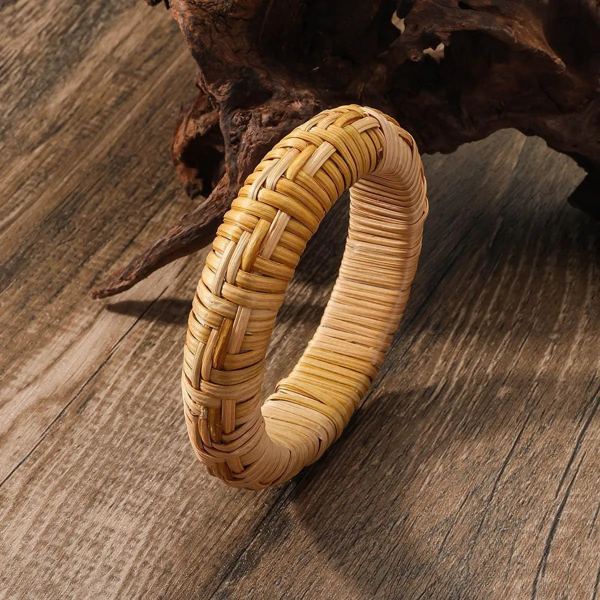 Dainty Rattan Geometric Bracelets Handmade Woven Lightweight Straw Wicker Braid Ethnic Round Statement Chunky Bangle for Women Jewelry