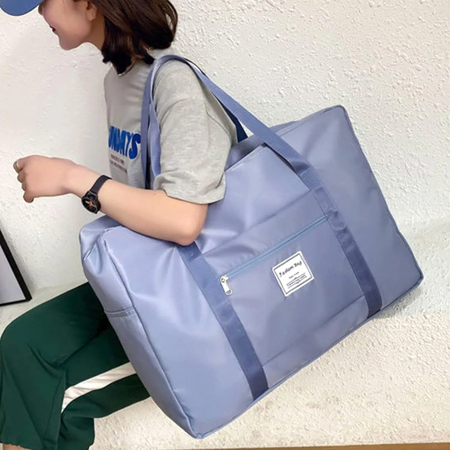Duffel Bags for Traveling Women Sports Gym Tote Bag Water Resistant Travel Carry on Duffel Bag Weekend Overnight Bag (Blue)