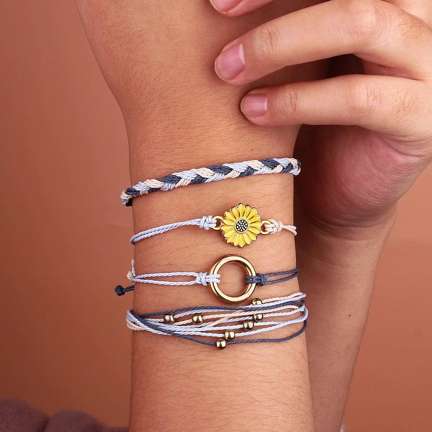 FANCY SHINY Sunflower String Bracelet Handmade Braided Rope Charms Boho Surfer Bracelet for Women Easter Gifts