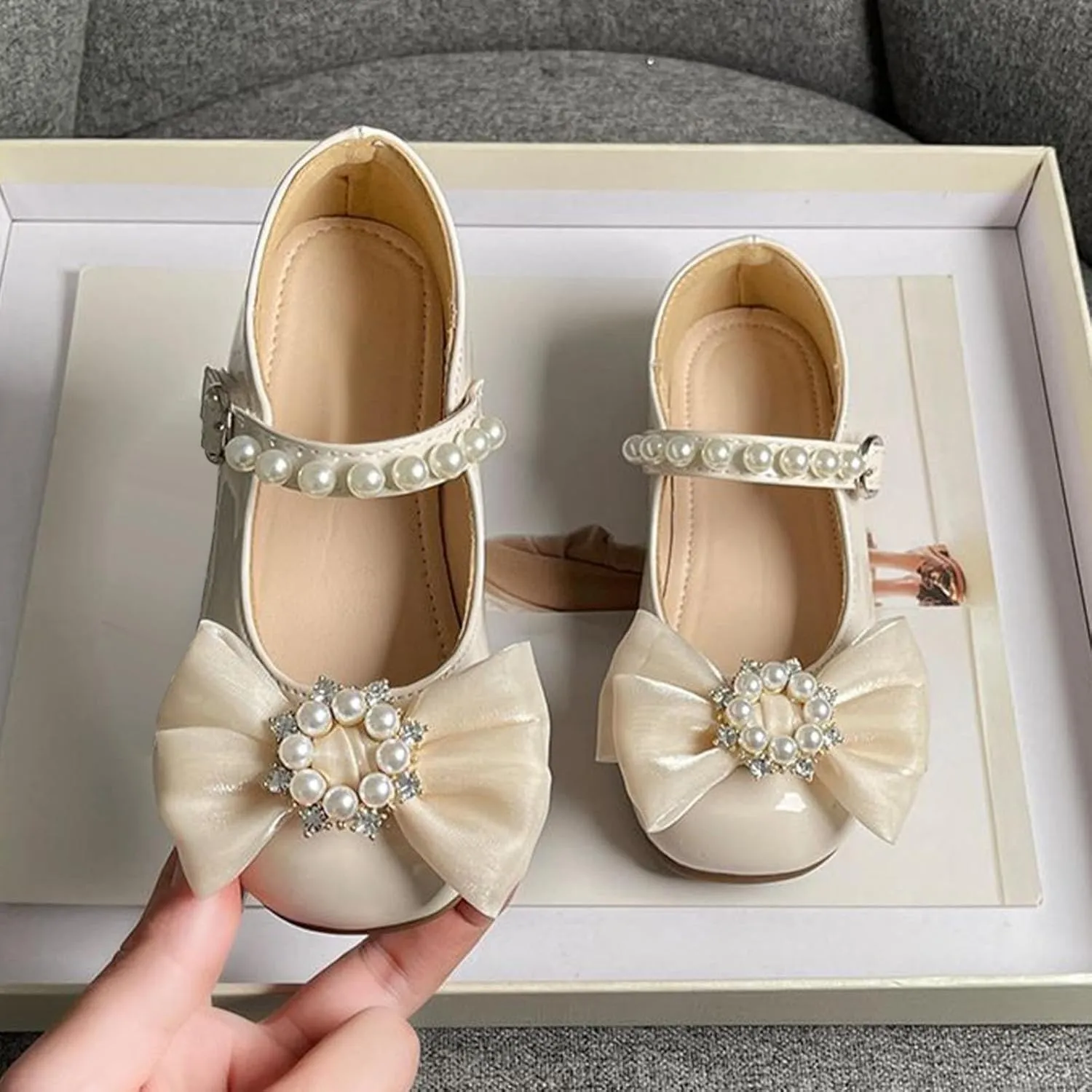 Girls Ballet Flats Bow Pearl Non-Slip Soft Mary Jane Walking Party Dress Shoes for Kids Soft Sole Wedding Shoes