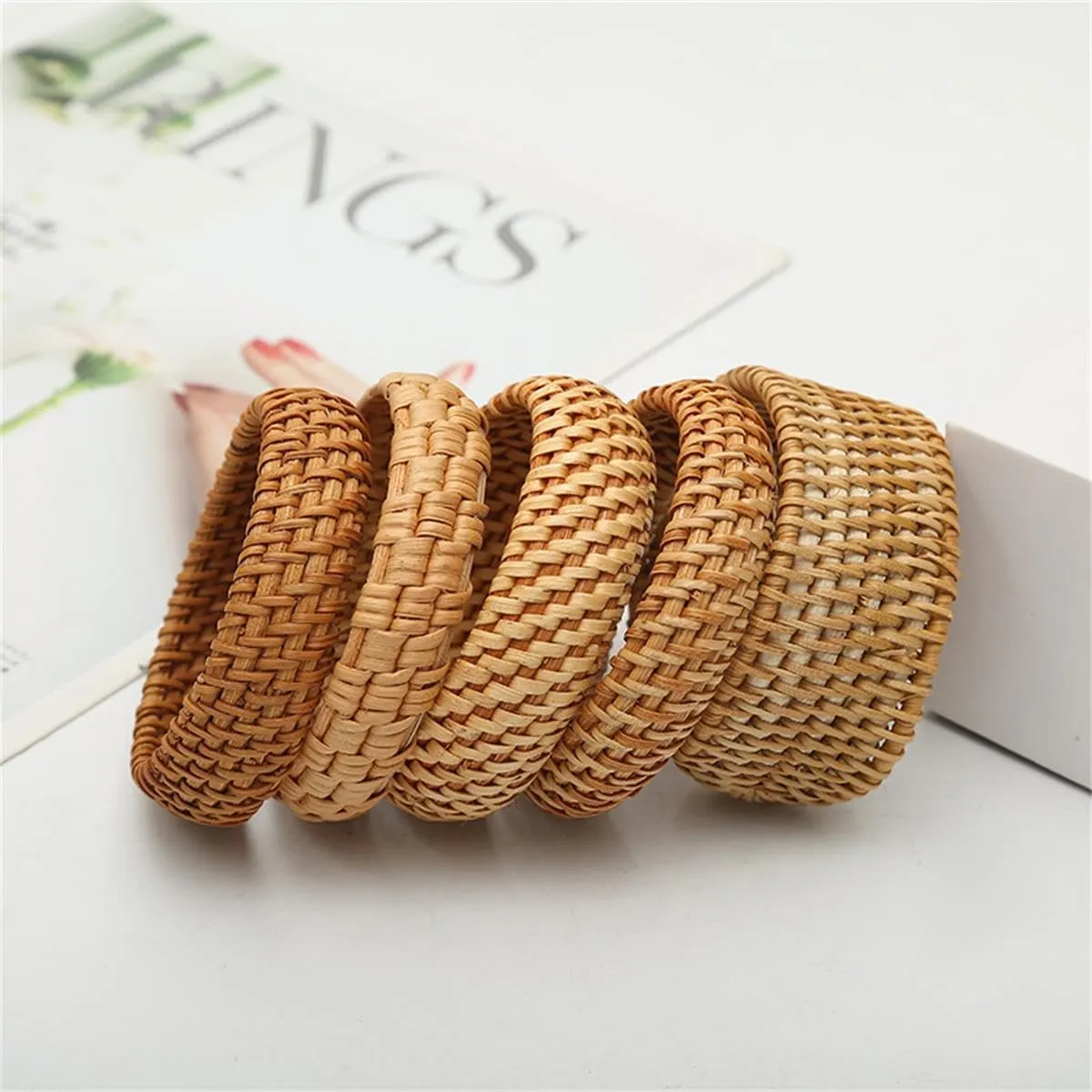 KIFEDSLJ Rattan Bracelet Handmade Straw Wicker Braid Cuff Bangle Bracelet Rattan Woven Chunky Bracelets for Women Jewelry