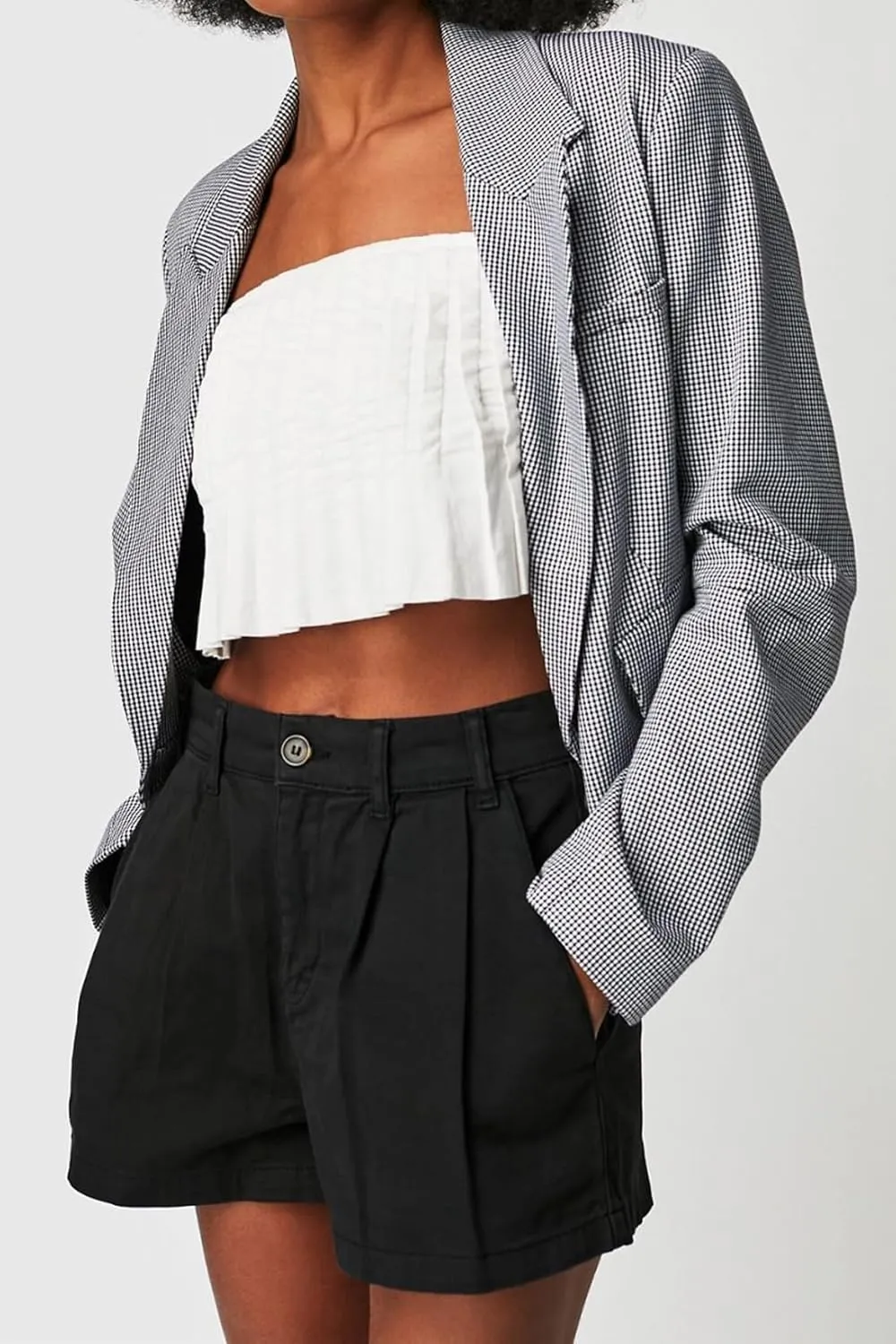 Lesore Womens Relaxed Fit Elastic Waist Casual Summer High Rise Shorts Pockets Chino Shorts Pants Trousers