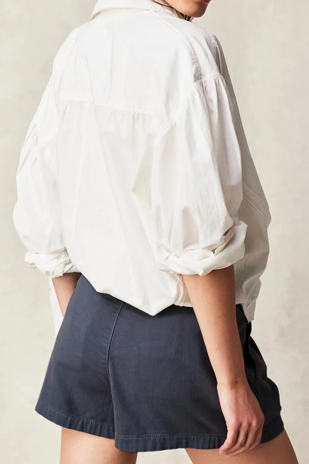 Lesore Womens Relaxed Fit Elastic Waist Casual Summer High Rise Shorts Pockets Chino Shorts Pants Trousers