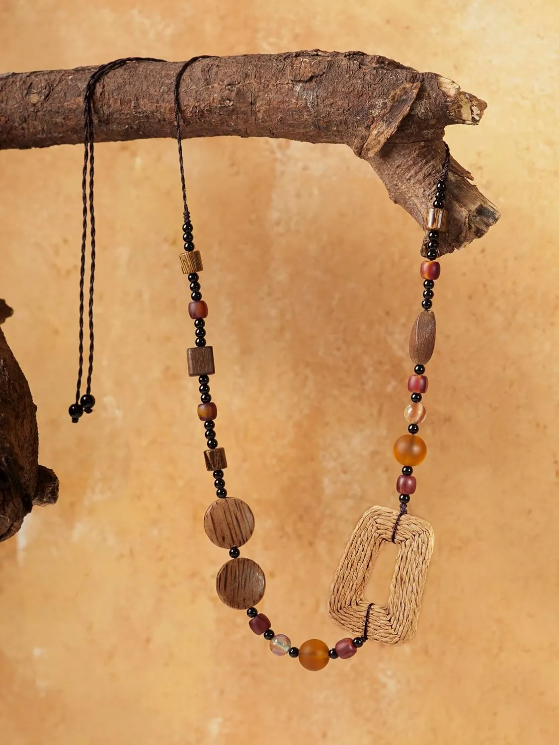 MINACHI Handmade Braided Necklace for Women, Wooden Beads, Rattan Charm, Vintage Style, Gift Jewelry