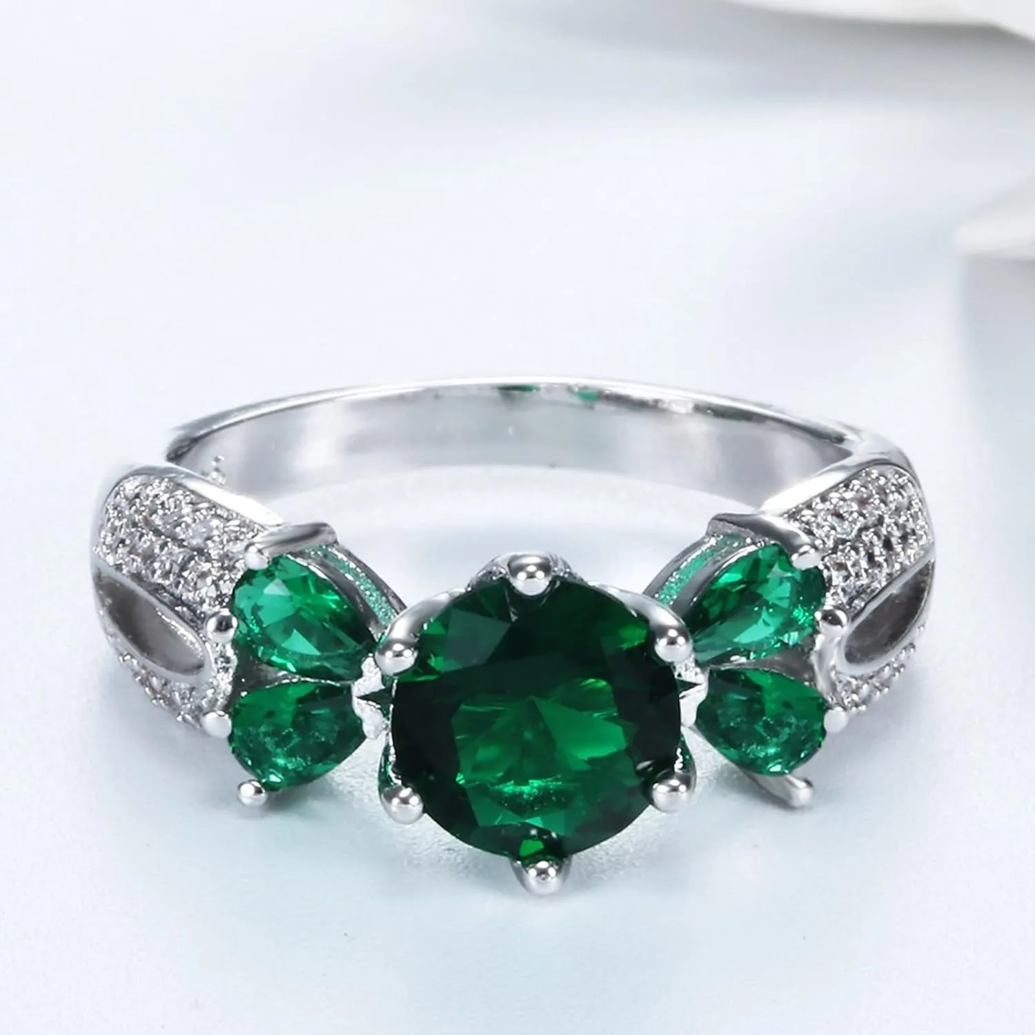 Vintage Engagement Ring, Ring Jewelry Women with Green and White Zirconia Memorial Jewelry for Women