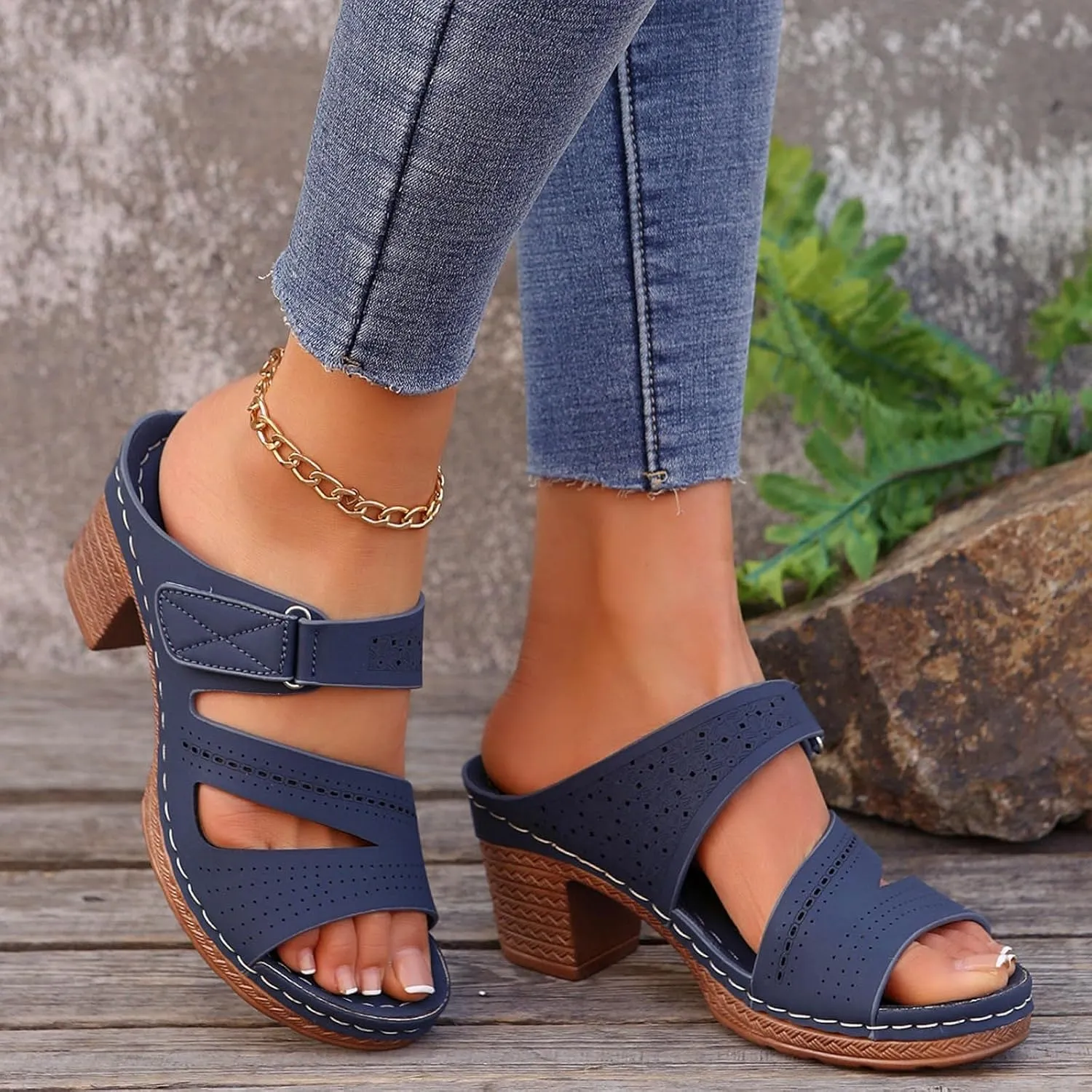 Womens Open Toe Sandals Summer Casual Non Slip Slippers Orthopedic Chunky Low Heels Open Toe Casual Summer Dressy Walking Beach Slippers Hollow Out Shoes