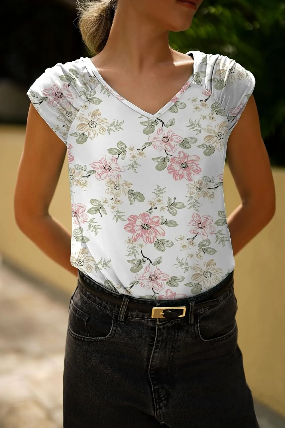 Zeagoo Womens Tops Cute Loose Tank Tops Trendy Casual Dressy Shirts V Neck Cap Sleeve Tops Summer Outfits
